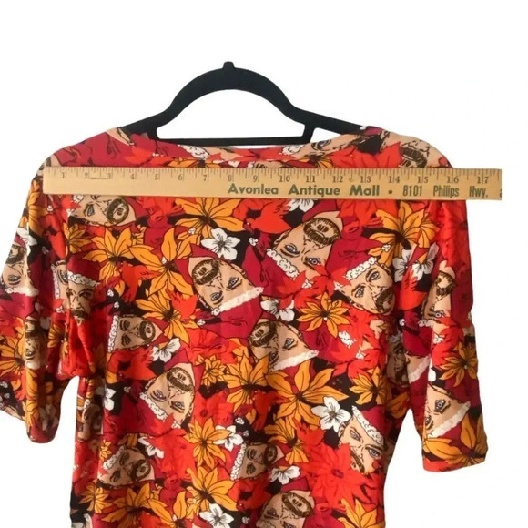 𝅺NWT Lularoe Gigi Large Santa Claus Shirt Top Christmas Stretch 222296 Holiday - Picture 6 of 13